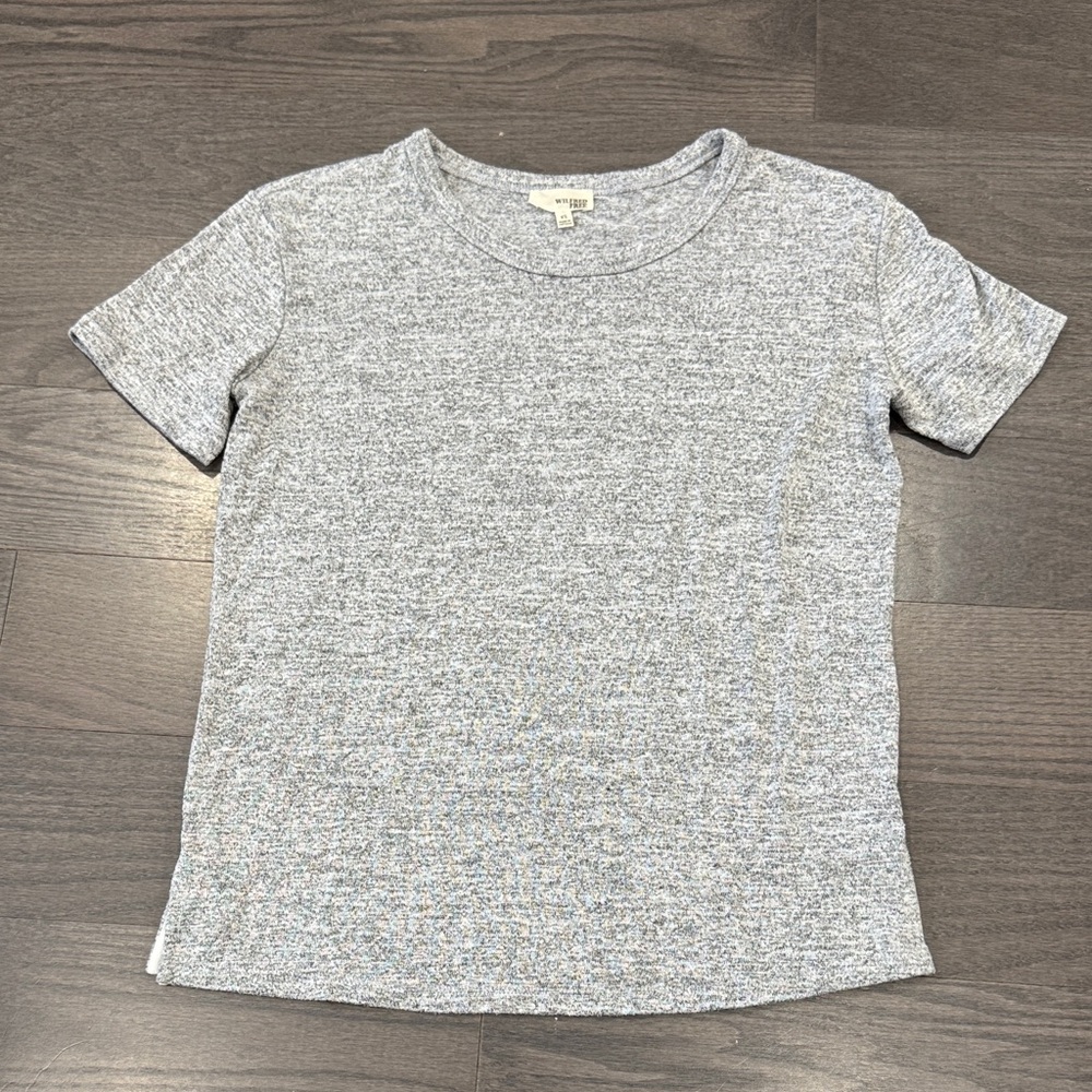 Wilfred Heather Gray Tee